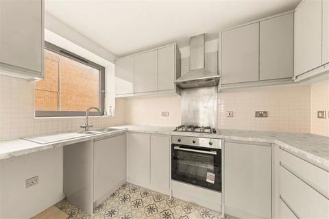 undefined, Warrior Close, London SE28