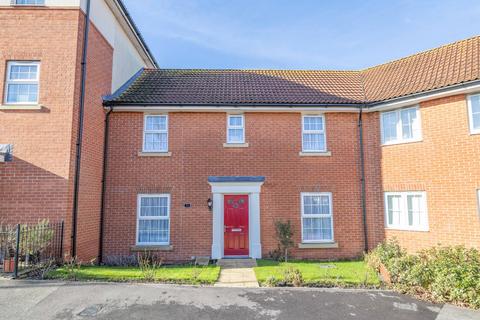3 bedroom terraced house for sale, School Square, Aylesham, Canterbury, Kent, CT3