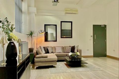 2 bedroom flat to rent, Power Road, London