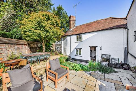 undefined, Pangbourne Hill, Pangbourne, Berkshire