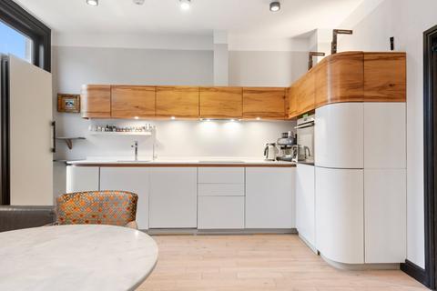 1 bedroom flat to rent, Waldemar Avenue, London