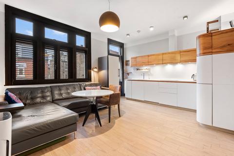 1 bedroom flat to rent, Waldemar Avenue, London
