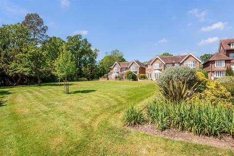 2 bedroom retirement property for sale, Crossbush, Arundel