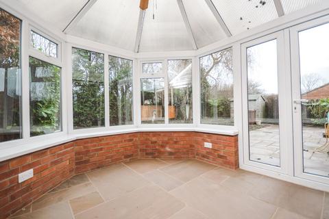 4 bedroom semi-detached house to rent, Barnham Broom