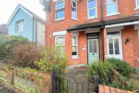 1 bedroom flat to rent, North Lodge Road, Penn Hill, BH14