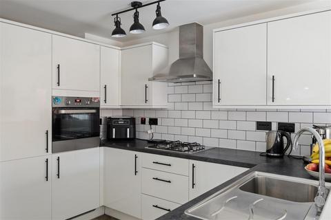 undefined, Virginia Drive, Haywards Heath
