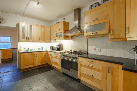 undefined, *House Share* Simonside Terrace, Heaton, NE6
