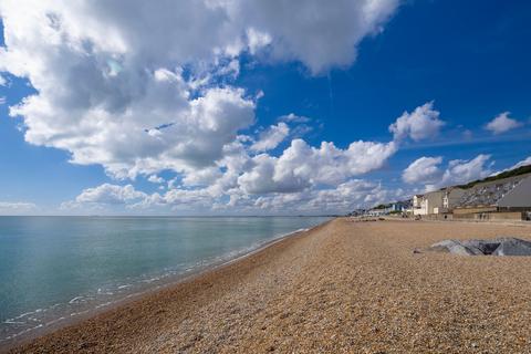 3 bedroom detached bungalow for sale, Radnor Cliff Crescent, Folkestone, CT20