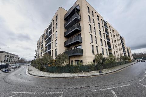 2 bedroom flat to rent, 31, Westmoreland Road, London NW9