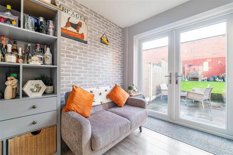 3 bedroom semi-detached house for sale, Kennett Drive, Leyland