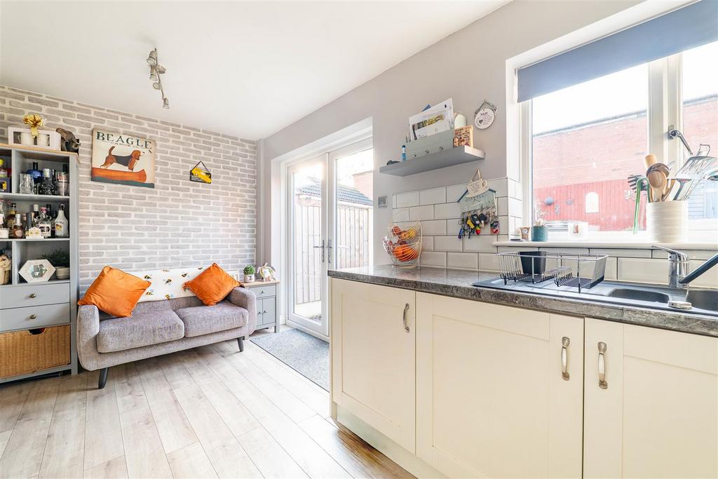 Kitchen/Dining Room