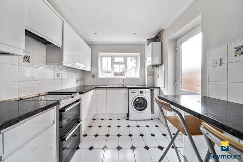 undefined, Waltham Avenue, Surrey GU2