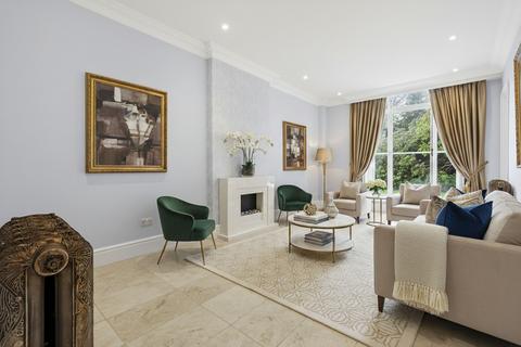 1 bedroom ground floor flat for sale, Flat 4 Lilystone Hall, Honeypot Lane, Stock, CM4 9GJ