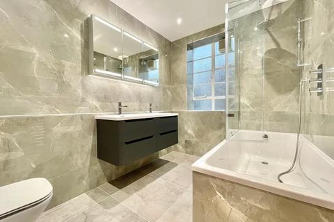 2 bedroom flat to rent, Prince Albert Road,  London,  NW8