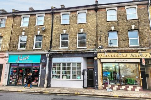 London SE19