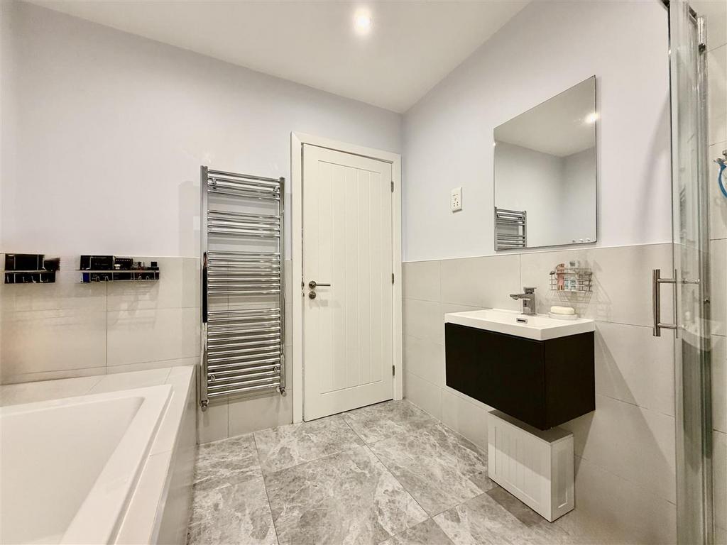 Family bathroom