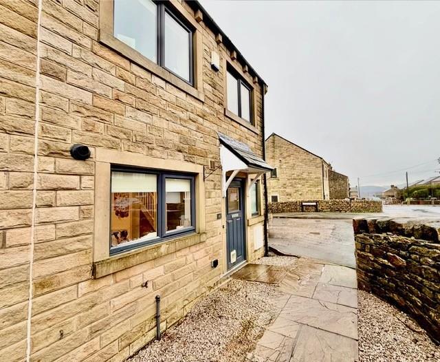 EXTERNAL, FRONT &amp; PARKING
