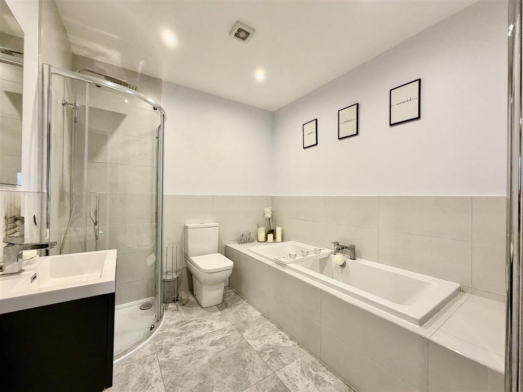 Family bathroom