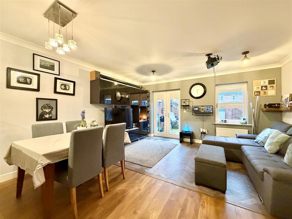 Dining/Living Area
