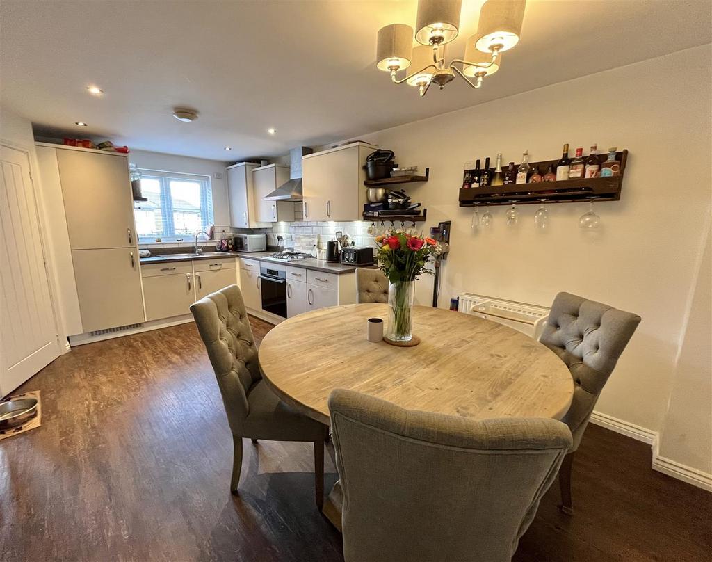 Dining Kitchen