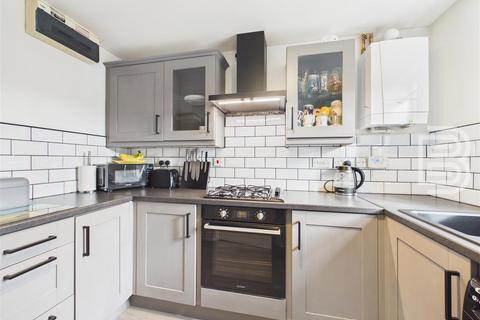2 bedroom semi-detached house for sale, Devonshire Close, Rugby CV22