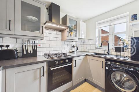 2 bedroom semi-detached house for sale, Devonshire Close, Rugby CV22
