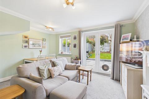 2 bedroom semi-detached house for sale, Devonshire Close, Rugby CV22