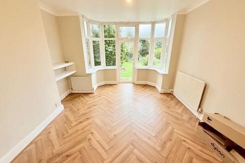 3 bedroom detached house to rent, New Church Road, Sutton Coldfield
