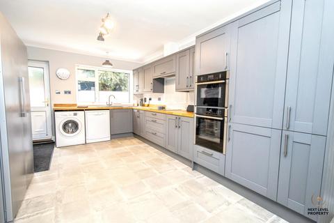 3 bedroom detached bungalow for sale, High Road, Wisbech St. Mary, PE13