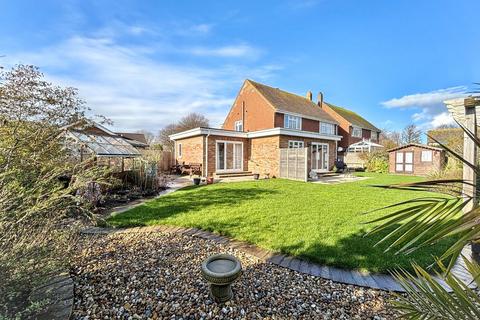 5 bedroom detached house for sale, Holm Oak Close, Bexhill-on-Sea, TN39