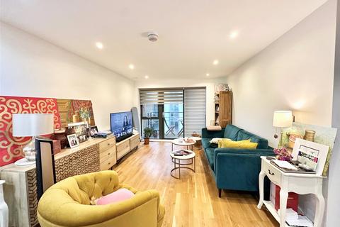 2 bedroom apartment to rent, Knightley Walk, Wandsworth, London, SW18