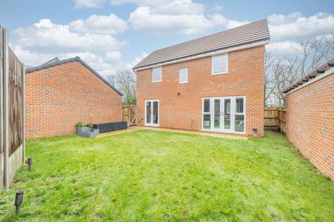 3 bedroom detached house for sale, Ottoline Road, Sturry, Canterbury, Kent, CT2