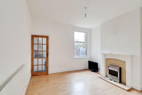 2 bedroom terraced house for sale, Avenue Road Extension, Clarendon Park LE2