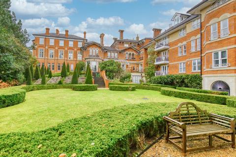 3 bedroom apartment for sale, Claremont Lodge, The Downs, Wimbledon SW20