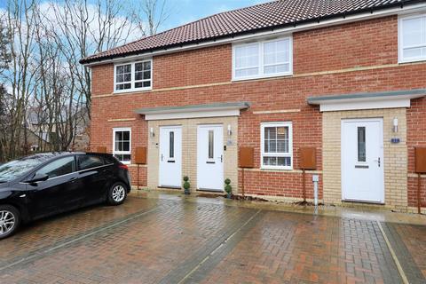 2 bedroom terraced house for sale, Banks Drive, Hessle
