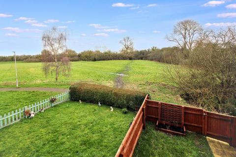 2 bedroom terraced house for sale, The Pastures, Aylesbury