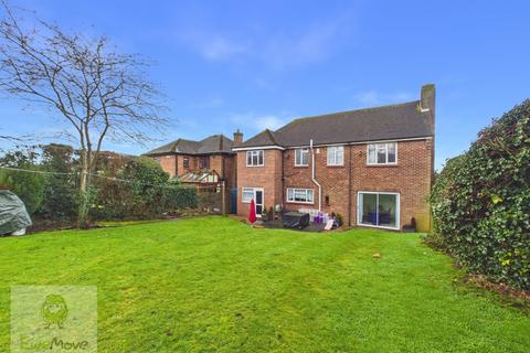 undefined, Broom Hill Road, Strood, Rochester, ME2 3LG