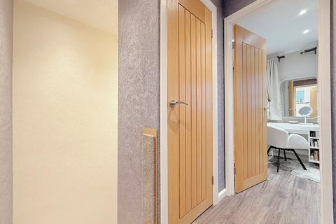 undefined, Sangster Way, Bradford, BD5