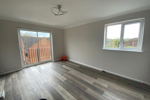 1 bedroom apartment to rent, Castleview Gardens, High Wycombe, HP12