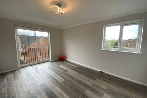 1 bedroom apartment to rent, Castleview Gardens, High Wycombe, HP12