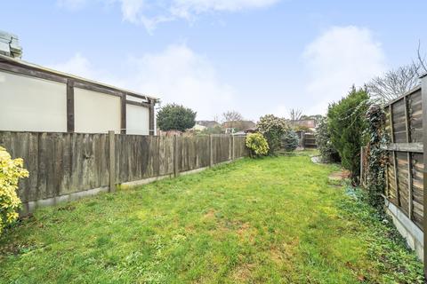 3 bedroom terraced house for sale, Merlin Road, Collier Row RM5