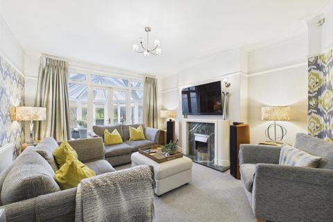 undefined, Sundown Avenue, South Croydon CR2