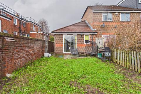 2 bedroom bungalow for sale, Byron Close, London, SW16