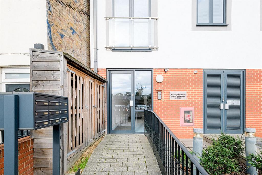 Flat 3, Stowbridge Apartments-17 web.jpg