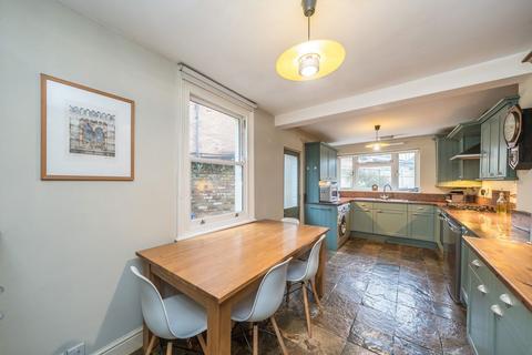 4 bedroom house for sale, Beaconsfield Road, Twickenham TW1