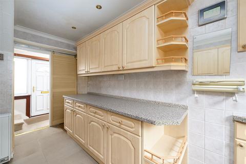 2 bedroom semi-detached house to rent, Berwick Road, Port Glasgow, PA14