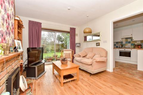 4 bedroom semi-detached house for sale, St. David's Way, Wickford, Essex