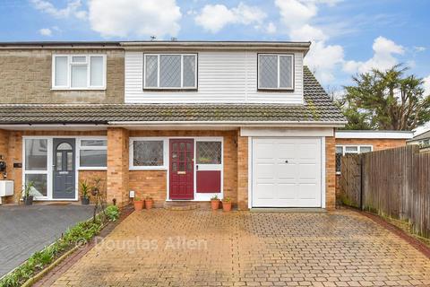 4 bedroom semi-detached house for sale, St. David's Way, Wickford, Essex
