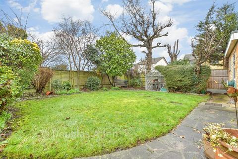 4 bedroom semi-detached house for sale, St. David's Way, Wickford SS11