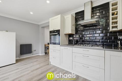 4 bedroom semi-detached house for sale, Booth Avenue, Colchester, CO4